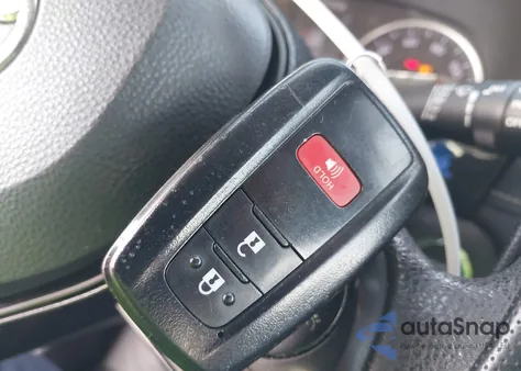 2020 Toyota Rav4 Xle z USA, uszkodzony, nr VIN 2T3W1RFV6LW088163